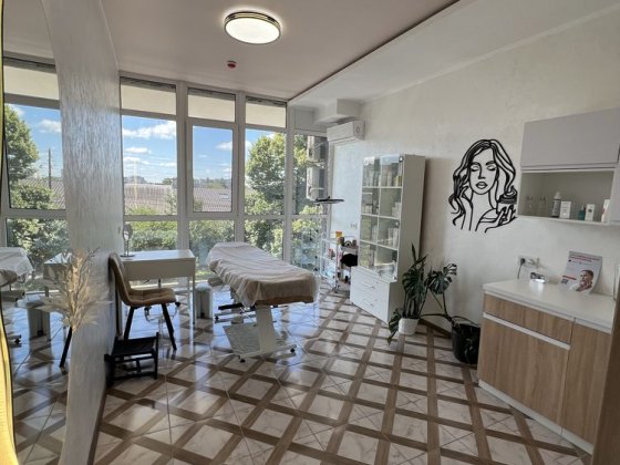 Суборенда просторого кабінету, оренда Винница