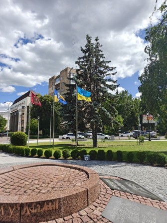 Оренда в центрі. Меблі, техніка, комфорт . - фото 1