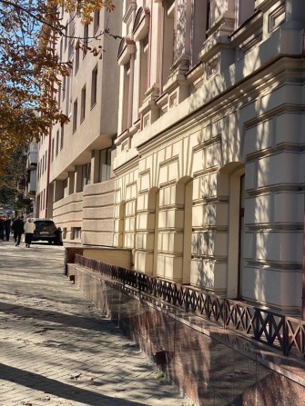 Сдам офис в аренду Старокозацкая Центр Артема Комсомольская Короленка - фото 1