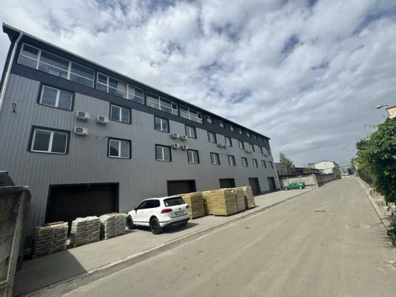 Оренда офісу 180 грн/м2. метро Лісова Киев