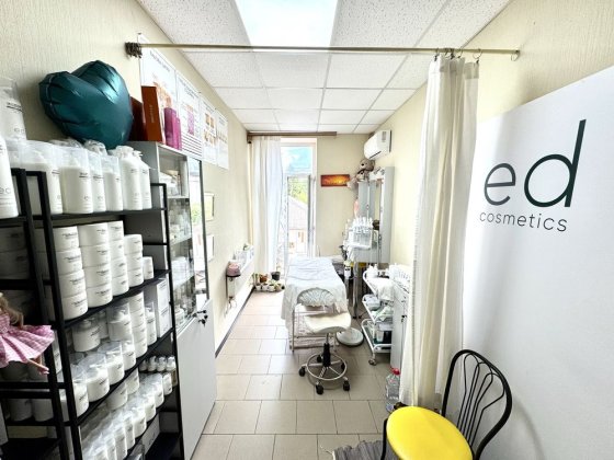 Сдам офисное помещение с балконом Центр Мономаха Московская Набережная Дніпро