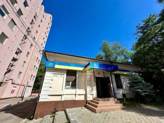 Аренда коммерческого помещения (ул. Архитектора Дольника 8 (Шаумяна 8) Дніпро
