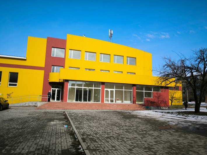 Оренда торгових приміщень та офісних приміщень від власника площ! - фото 1