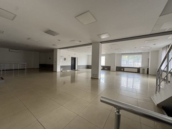 Здам офісне приміщення в центрі