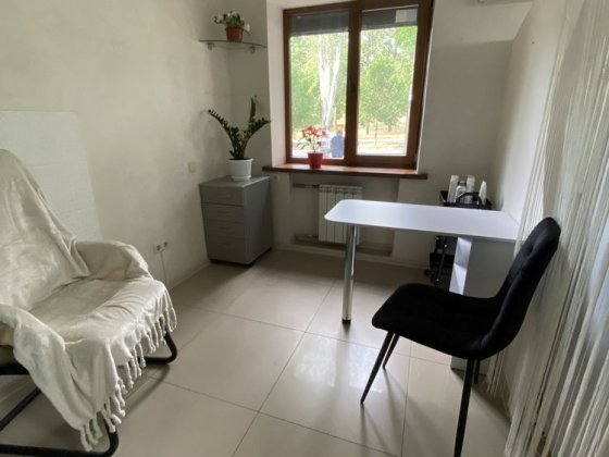 Здам кабінет манікюру, педікюру