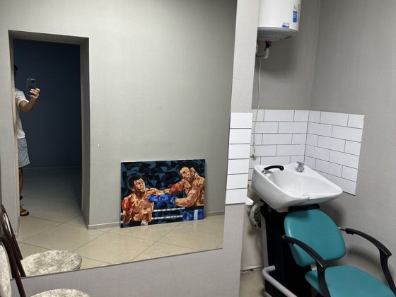 Оренда приміщення під перукарню в БЦ "Маяковський", 15 м² з мийкою.