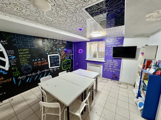 Сдам 3-х комнатный офис Поля Кирова Ильича Отдельный вход Дніпро