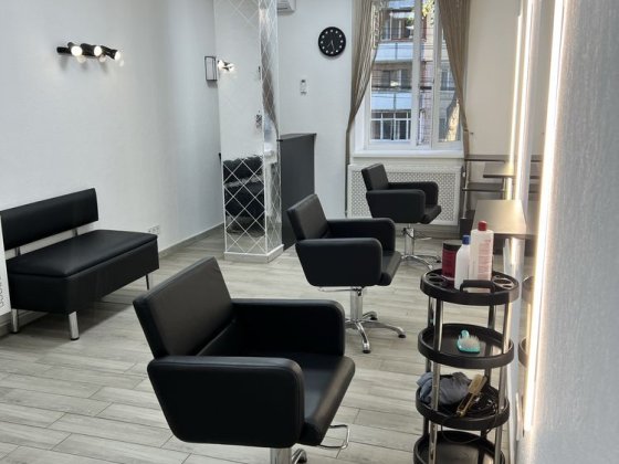 Оренда місця перукаря або майстра по волоссю Винница