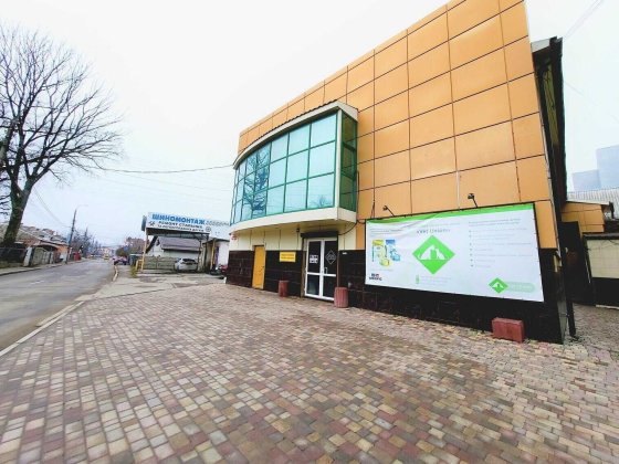 Оренда фасадного приміщення на Старому місті Винница