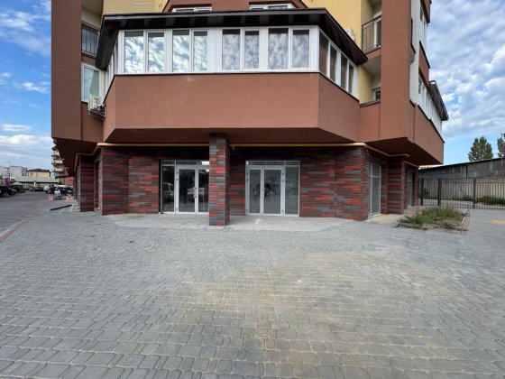 Оренда комерційного фасадного приміщення в ЖК "Фаворит" від власника. Житомир