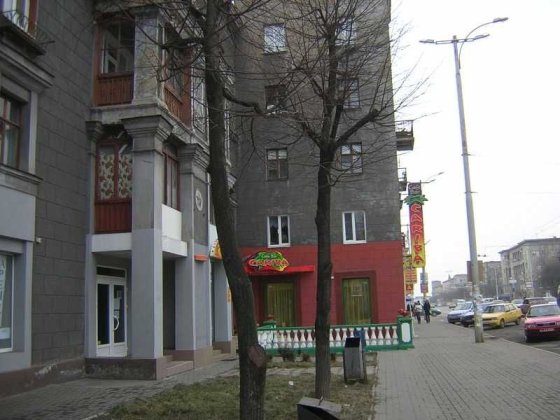 Сдам в аренду пр.Соборный (рядом кз Глинки) , 61 кв.м