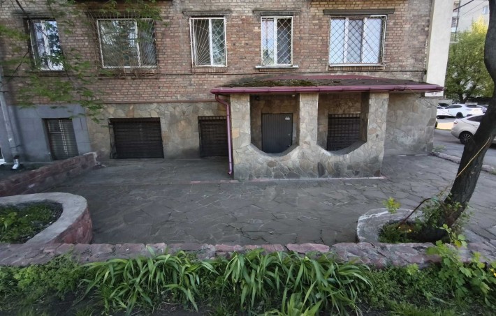 Оренда фасад Комерційного магазину Приміщення ПОДІЛ 60м біля метро - фото 1