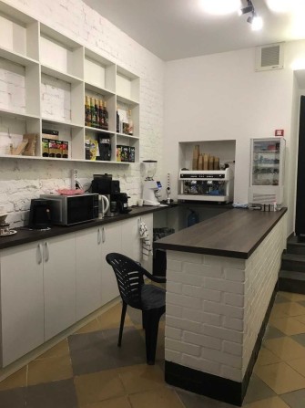 Оренда кав'ярні у центрі Києва, Львівська площа, Обсерваторна - фото 1