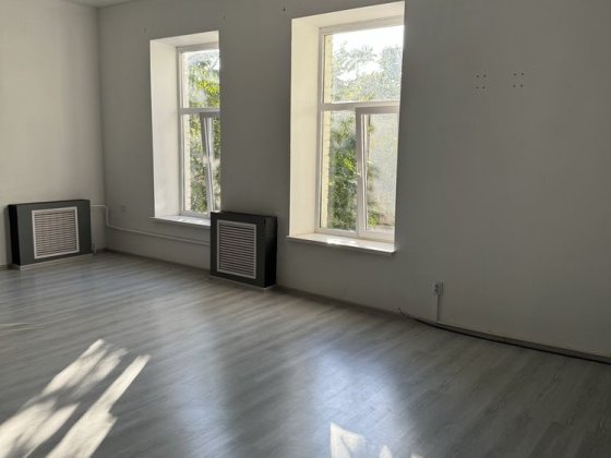Коцюбинського Михайла ,4-б офісні приміщення  від власника Київ
