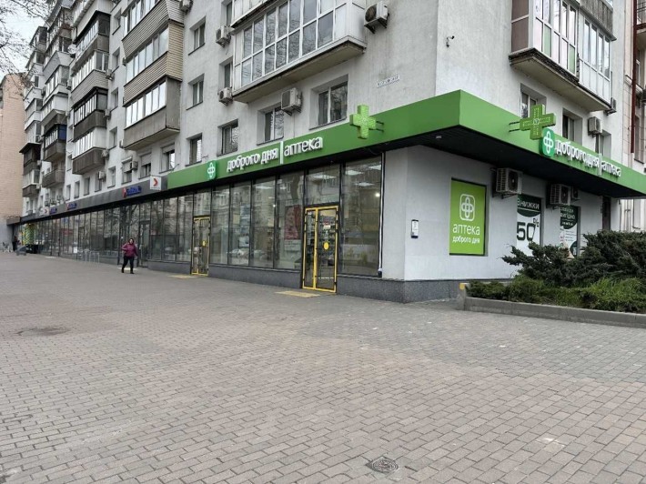 Оренда приміщення під магазин вул.Велика Васильківська 101 (122 кв.м.) - фото 1