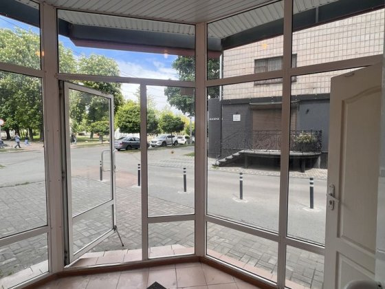 Приміщення на Лятошинського з ремонтом , 70 кв.м в центрі міста Житомир