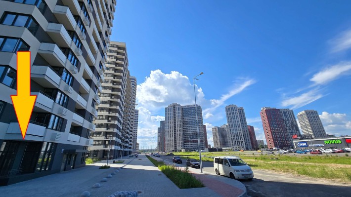 ЖК Варшавський 3, Олександра Олеся, 17. Фасадна частина - 137 кв.м. - фото 1