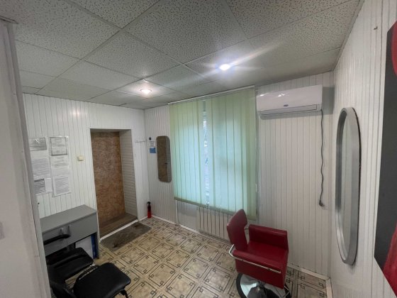 Оренда салону, оренда місця перукаря, манікюрний кабінет, Троєщина Київ