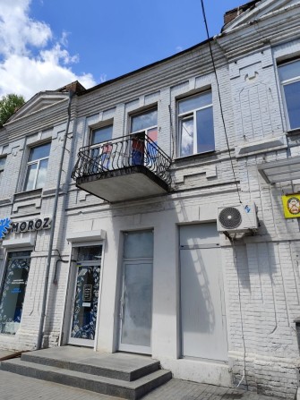 Сдам офис 40 м.кв., пр. Поля 2, рядом с парком ракет - фото 1