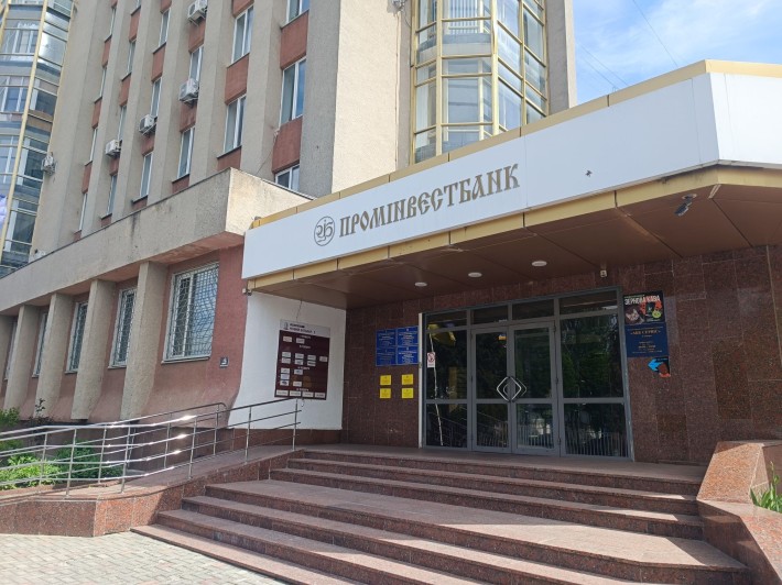 аренда помещения на бульваре! - фото 1