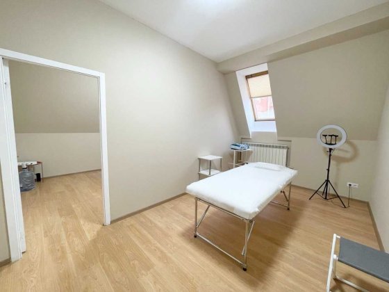 Сдам отличный офис 26,9 кв.м. ул. Сечевых Стрельцов. Центр города Дніпро