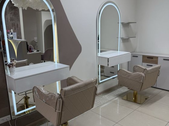 Место для парикмахера Дніпро