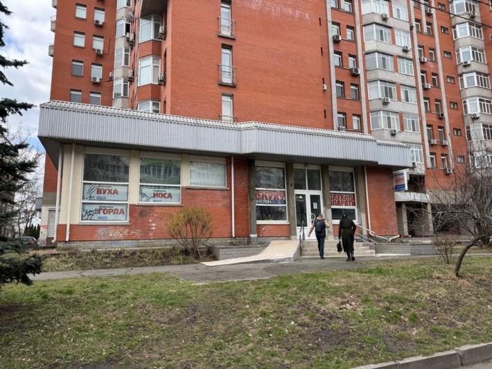 Метро Политехническая фасадное помещение под коммерцию - фото 1