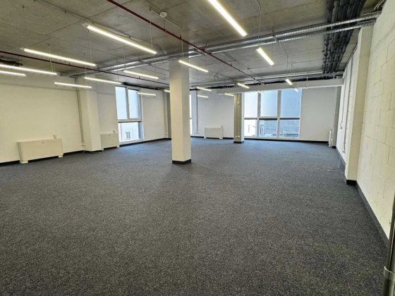 Оренда офісного приміщення 160м2 вул. Героїв Упа Львов