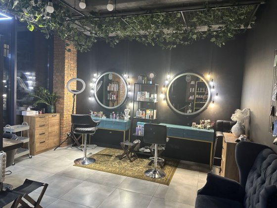 Рабочее место визажиста/бровиста/лашмейкера Дніпро