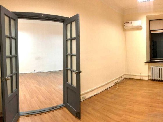 Офіс для страхової компанії. 15200 грн з ПДВ. Золоті Ворота. 38 кв.м. Київ