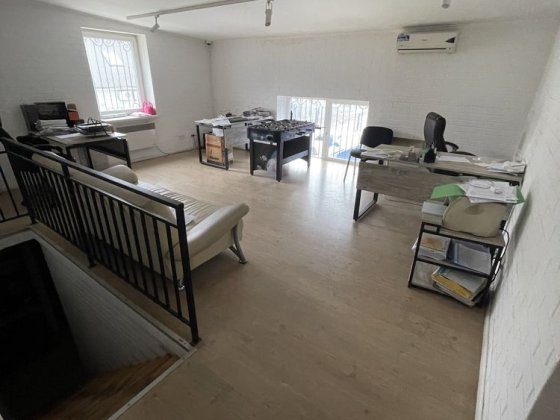 Аренда производства 900 кв.м. и офиса 150 кв.м. Выдубичи Київ