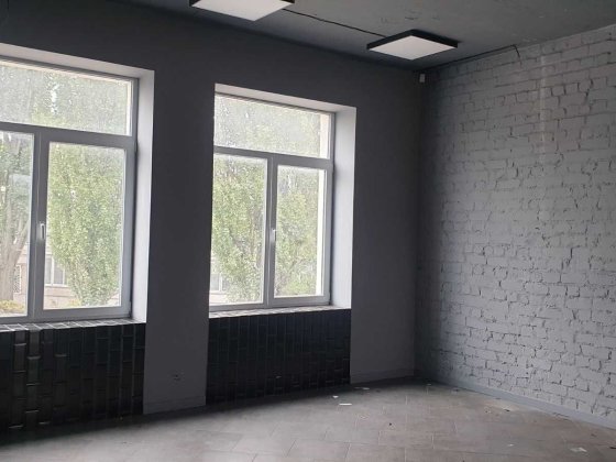 Офіс 68 кв. по вул. Г. Хоткевича 34. БЕЗ %, м Чернігівська Київ