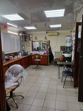 Сдам в аренду действующую парикмахерскую/здам в оренду діючий бізнес - фото 1