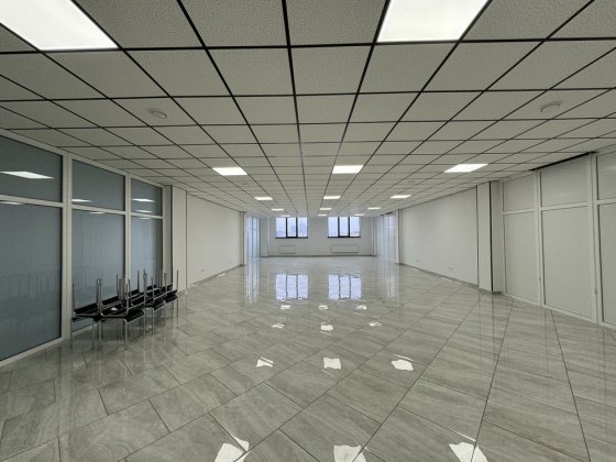 Офіс в Бізнес Центрі 160 м.кв. Вінниця