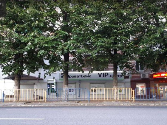 Здам приміщення, магазин, салон, на проспекті Александра Поля, 127 Дніпро