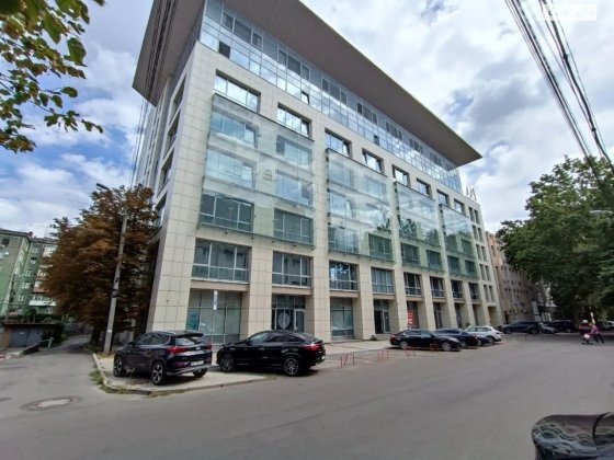 Сдам офис в отдельном крыле, центр, ул.Мечникова 10 Дніпро