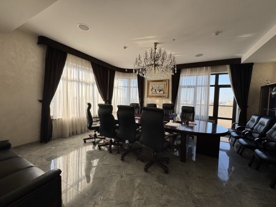 Оренда офісу 144,3 кв.м в ЖК "Status Grad" м.Осокорки Киев