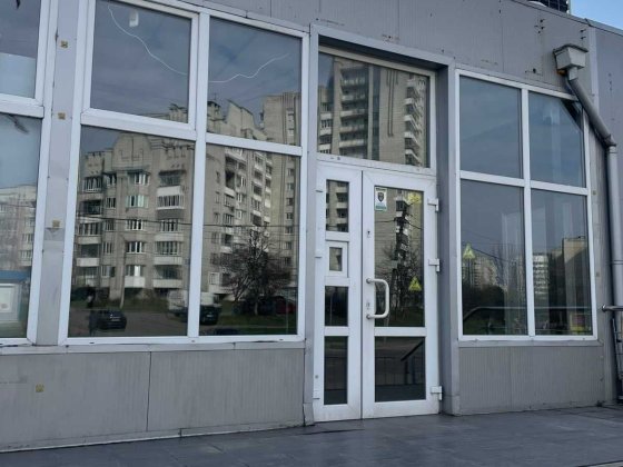 Оренда фасадного приміщення! Сихів , прохідна локація ! Львов