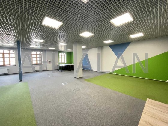 Оренда офісу на Подолі, Контрактова площа, БЦ, Генератор, без% Київ