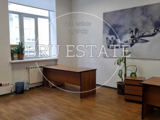 Оренда Офіс 34м2 метро Лук'янівська Пимоненка Миколи Поділ Глибочицька Киев