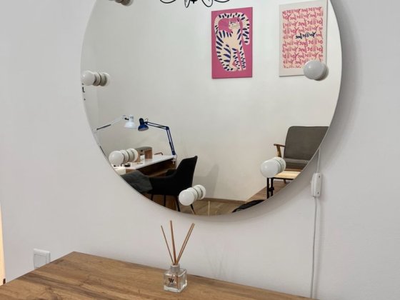 Оренда робочого місця для бровиста/візажиста Львів