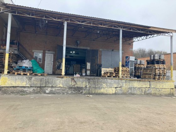 Оренда складу з рампою у Вінниці, заїзд фур, 24/7, 200 кВт Винница