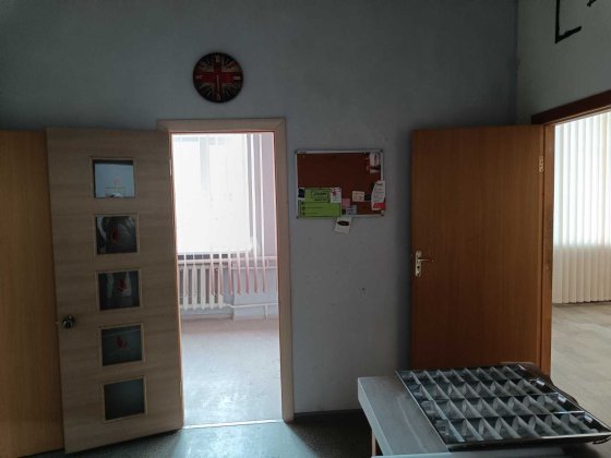 Сдам  кабинет   Центр ( ул. Баррикадная) Административное  здание Дніпро