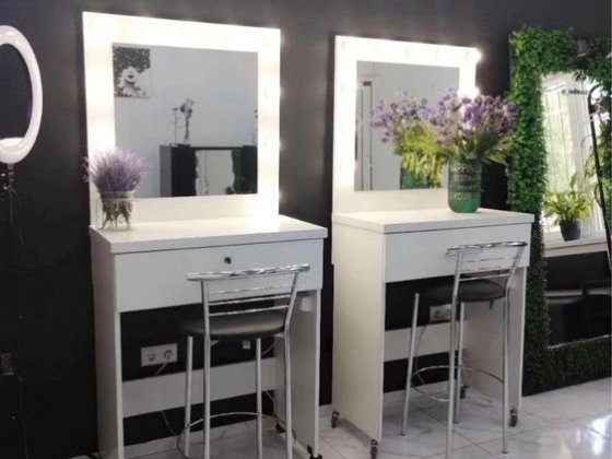 Оренда візажного столу Винница