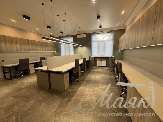 Аренда офиса в центре ул. Мазепы м. Арсенальная Печерский Островских Київ