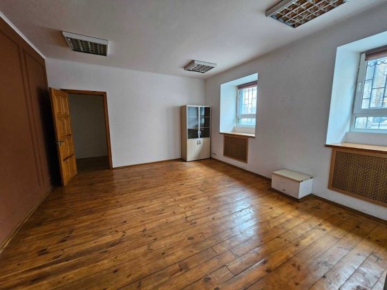 Оренда 30 метрів, Тургенівська, від власника, 12000 Киев