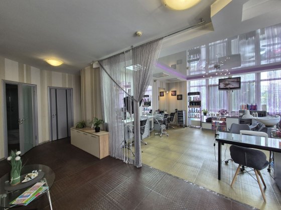 Оренда 102квм Шоу-рум Салон Послуги Офіс  Руденка 14Л Київ