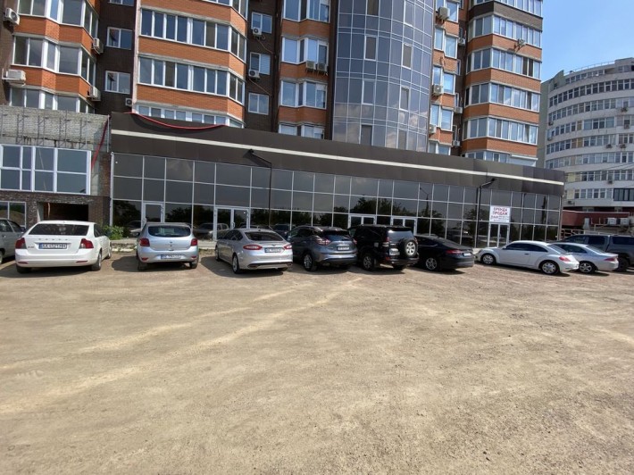 Аренда Магазина 170м2, ул. Мостостроителей, 18 - фото 1