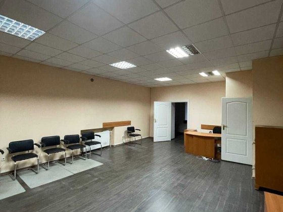 Оренда комерційного офісного приміщення вул. Івана Франка Львів