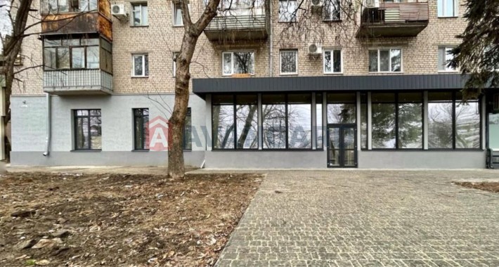 Оренда приміщення площею 150 кв. після ремонту. Правий берег. - фото 1